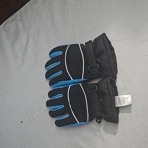 Boys gloves (f12)
